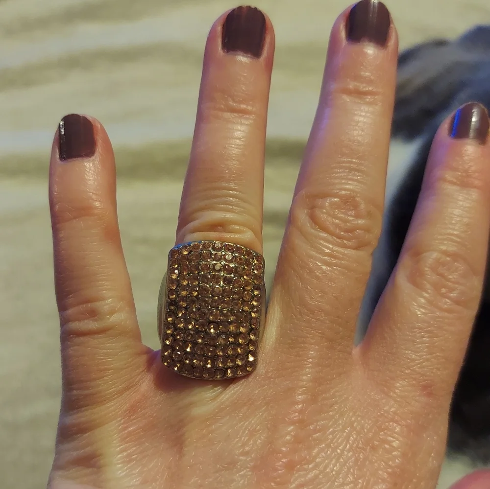 Stretch Orange gemstone Statement Ring - Picture 6 of 6